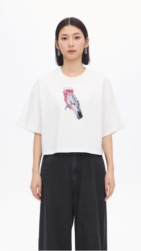 Cropped Parrot Graphic Embroidery Tee