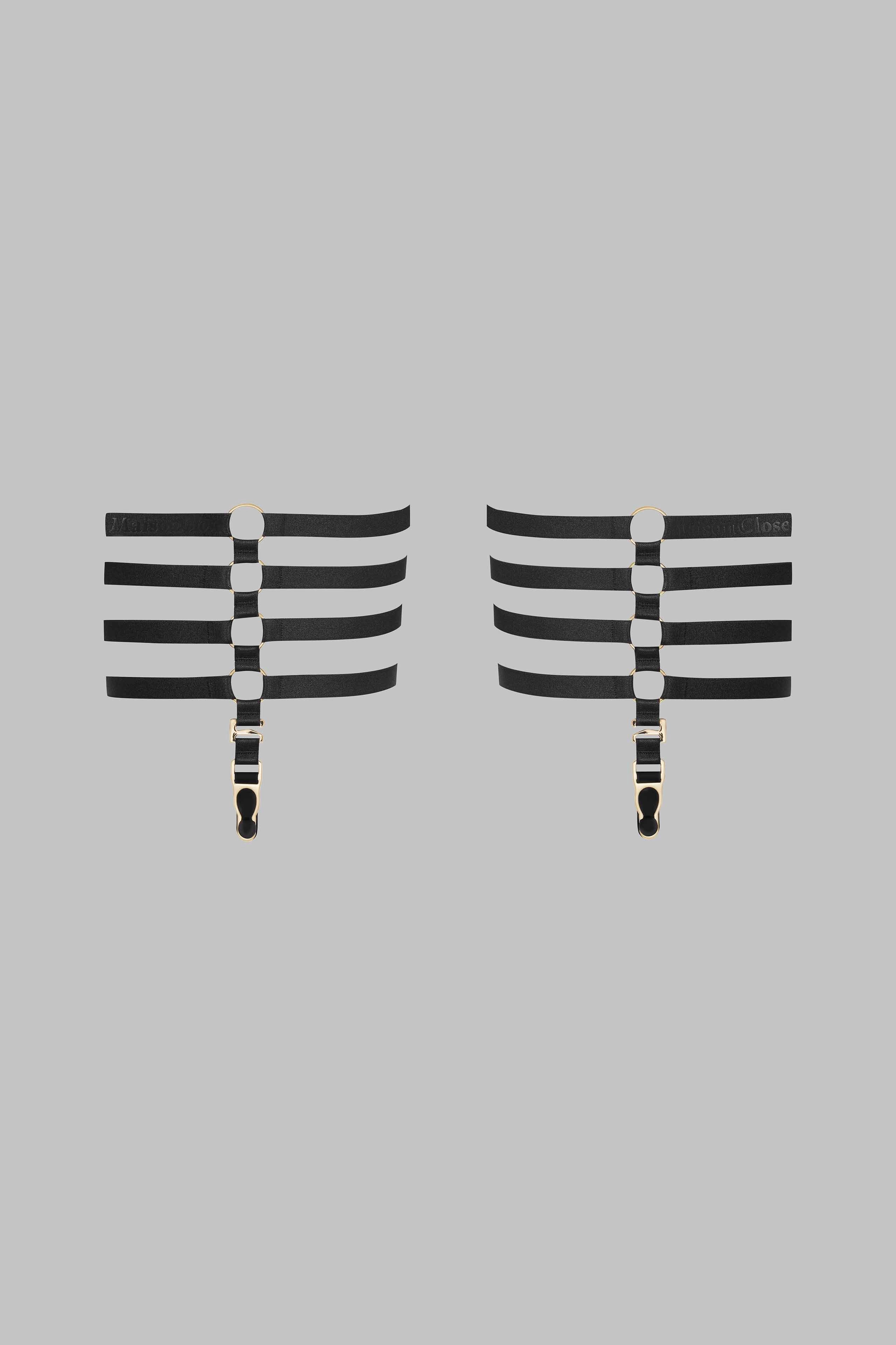 Garters - Chambre Noire
