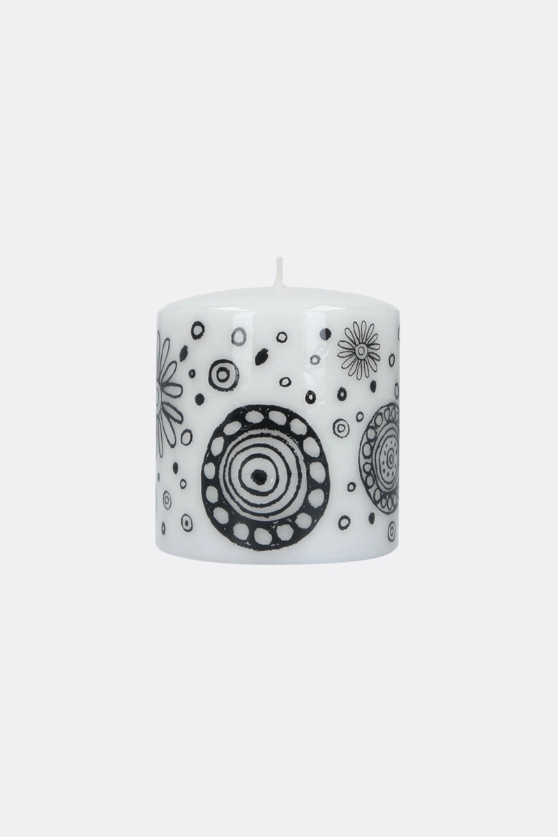 graphic printed medium candle
