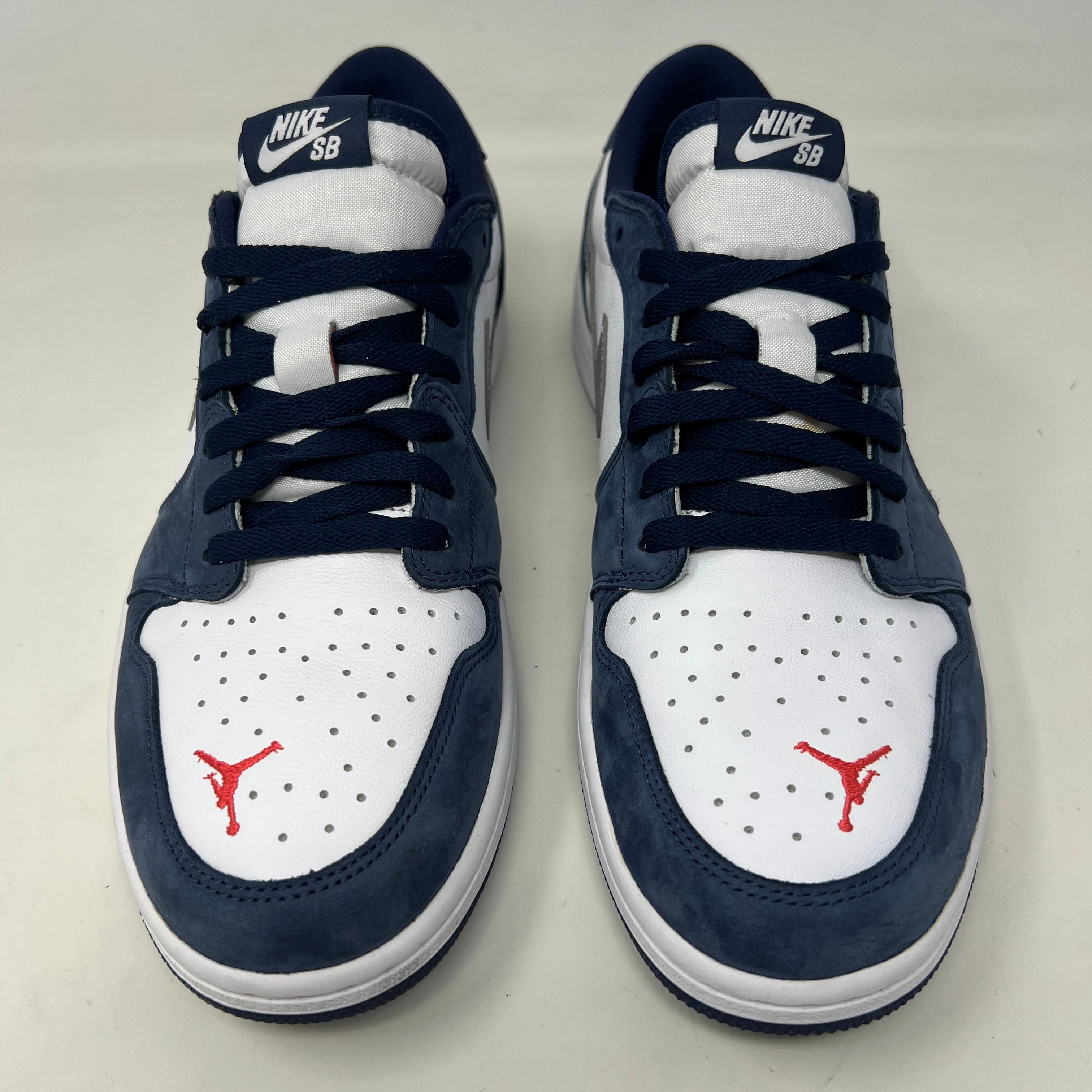 Jordan 1 Low SB Midnight Navy