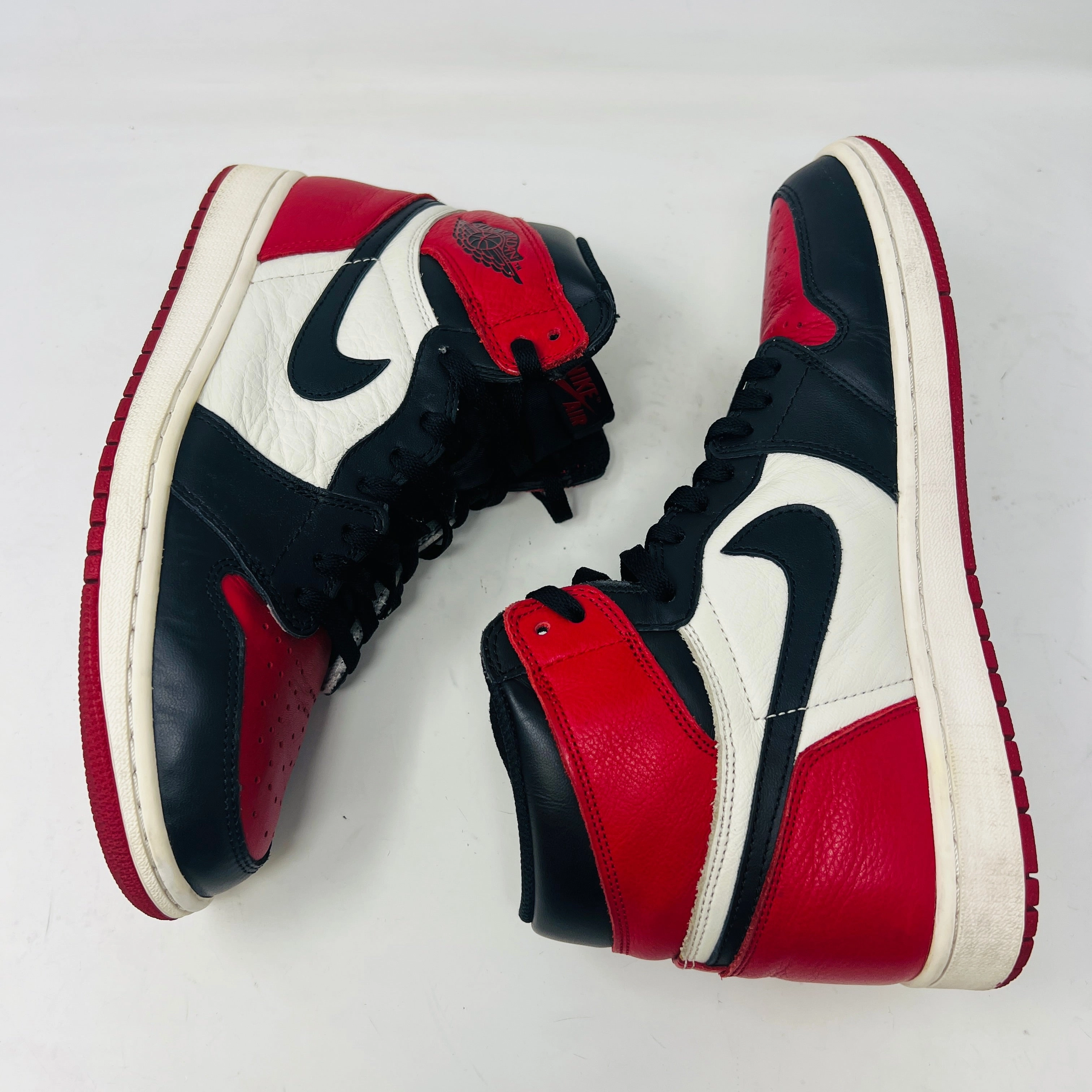 Jordan 1 Retro High Bred Toe