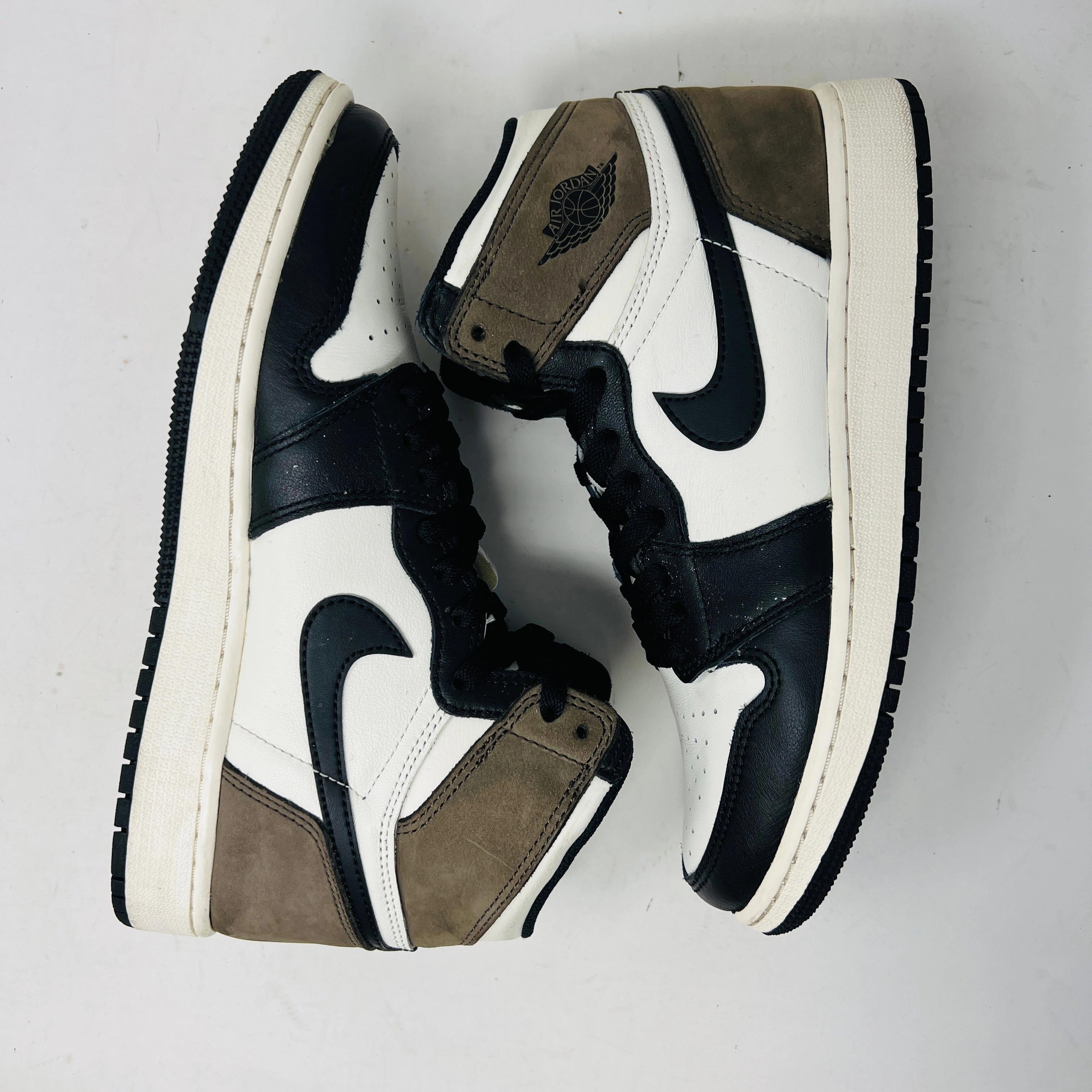 Jordan 1 Retro High Dark Mocha (GS)
