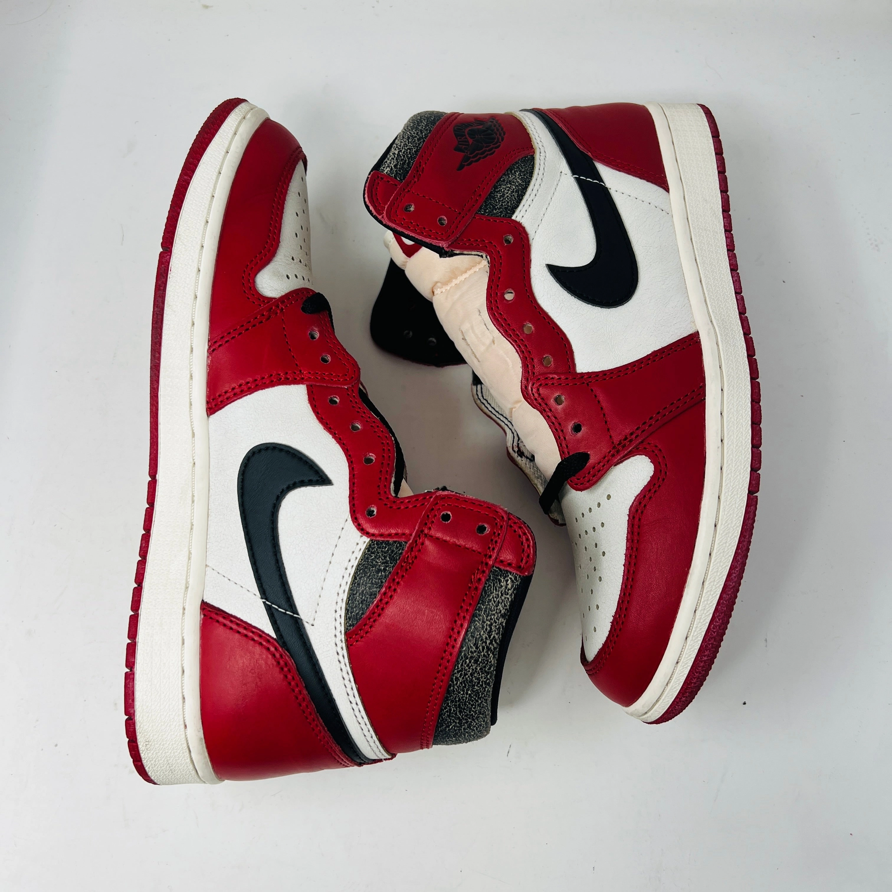Jordan 1 Retro High OG Chicago Lost and Found