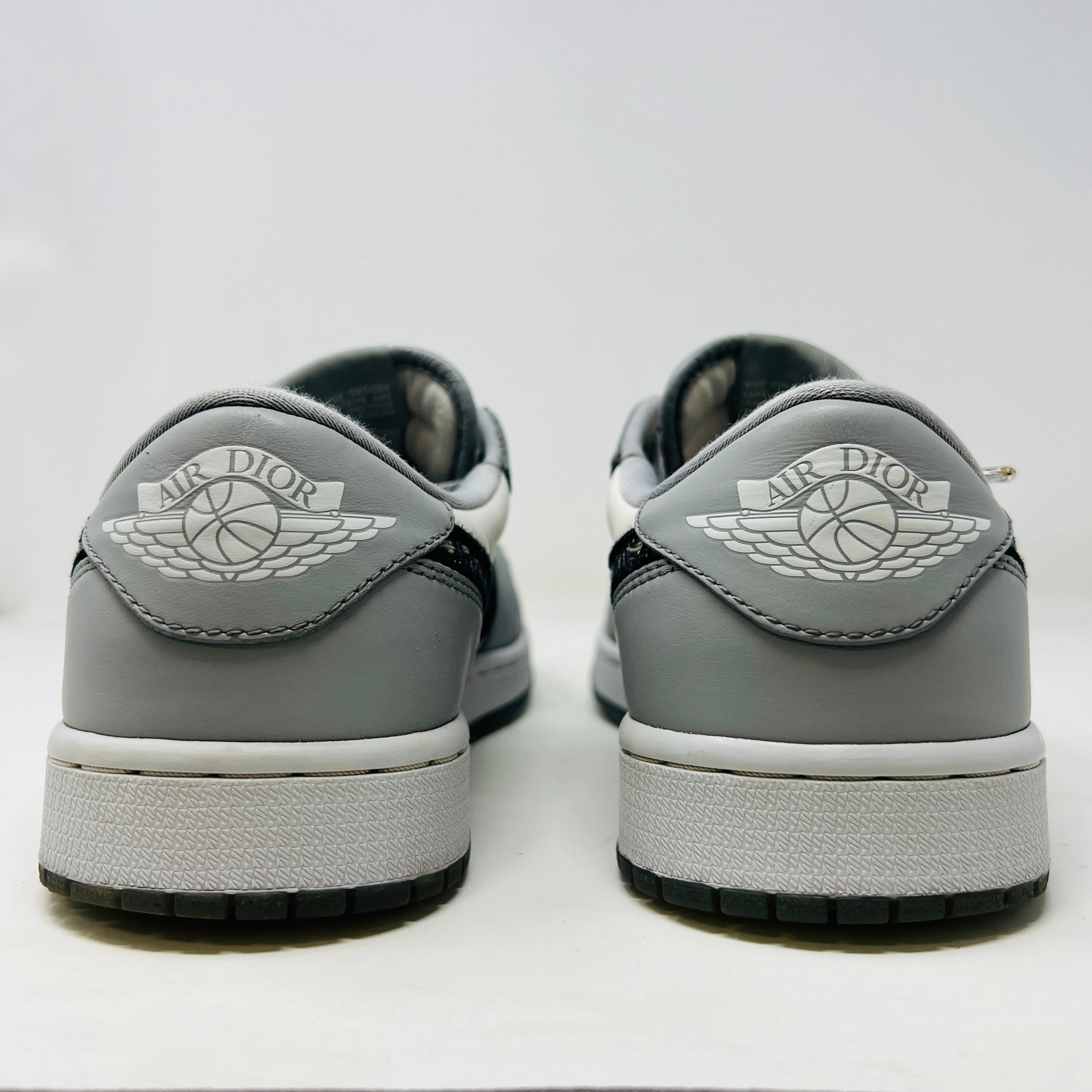 Jordan 1 Retro Low Dior (Sample Pair)