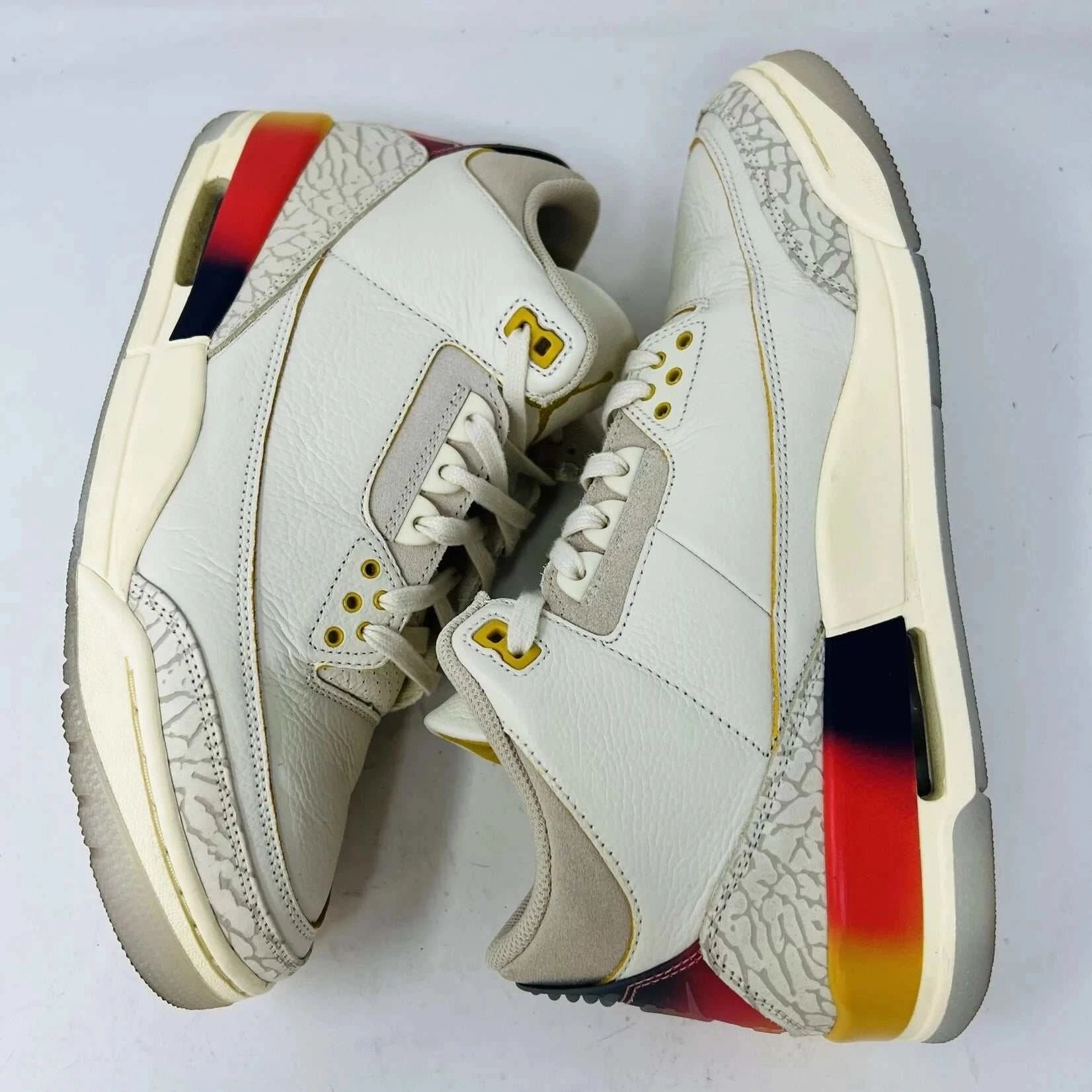 Jordan 3 Retro SP J Balvin Medellín Sunset