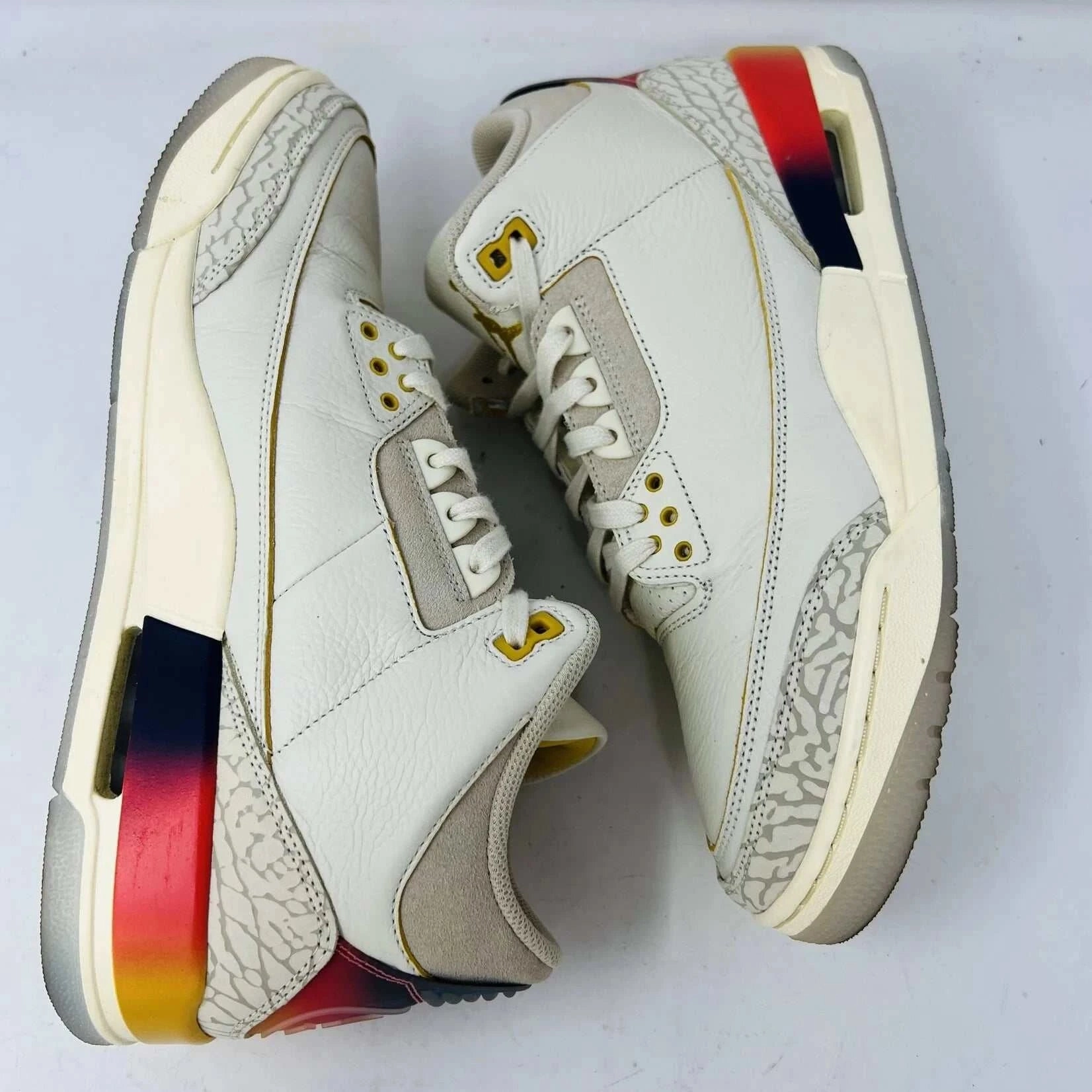 Jordan 3 Retro SP J Balvin Medellín Sunset