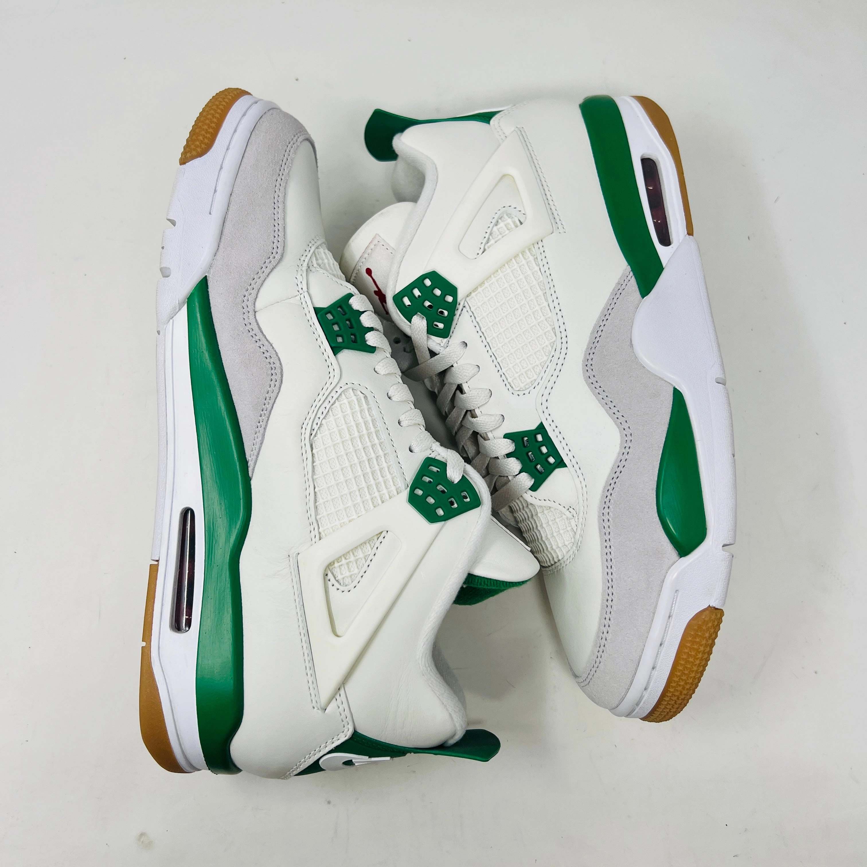 Jordan 4 Retro SB Pine Green