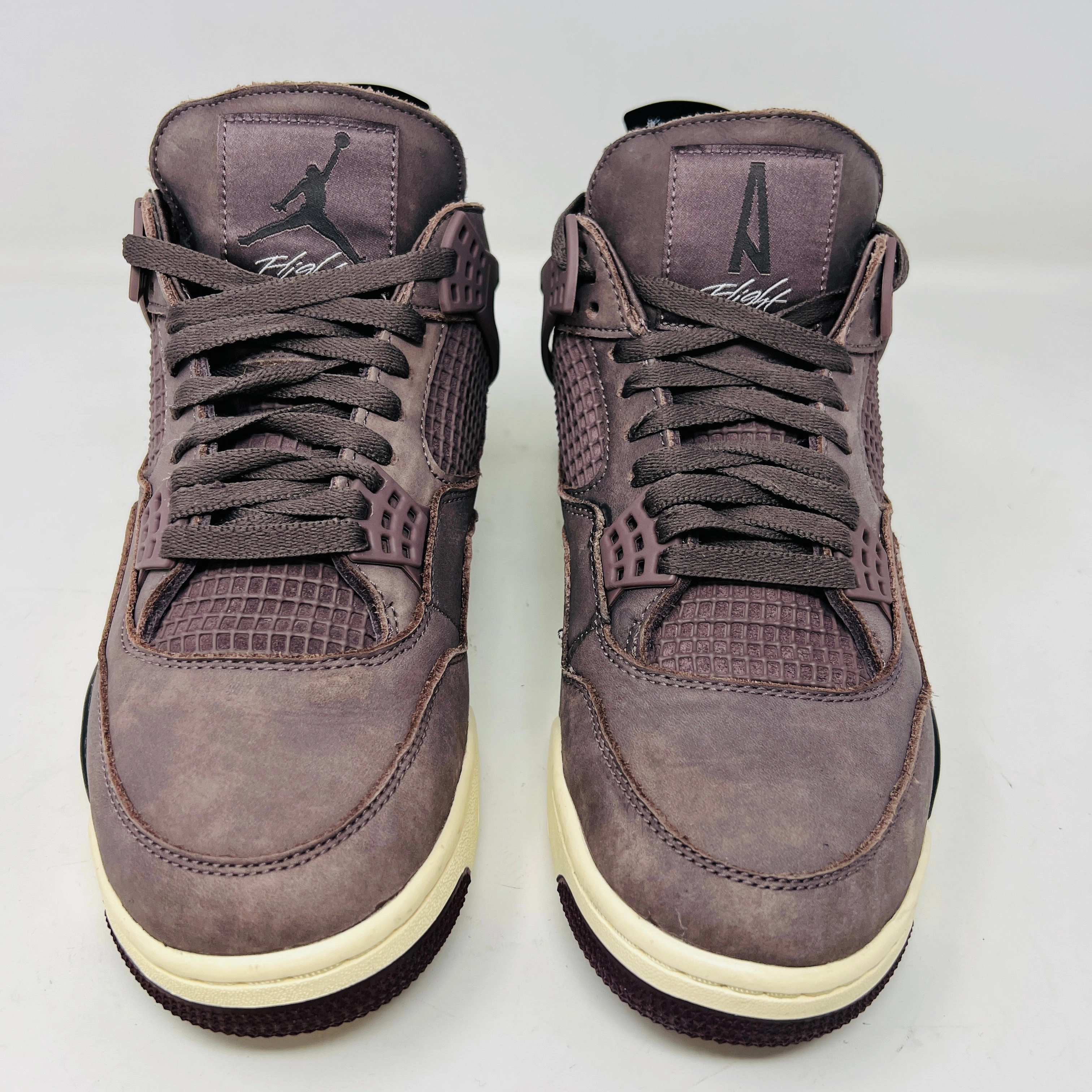 Jordan 4 Retro SP A Ma Maniére Violet Ore