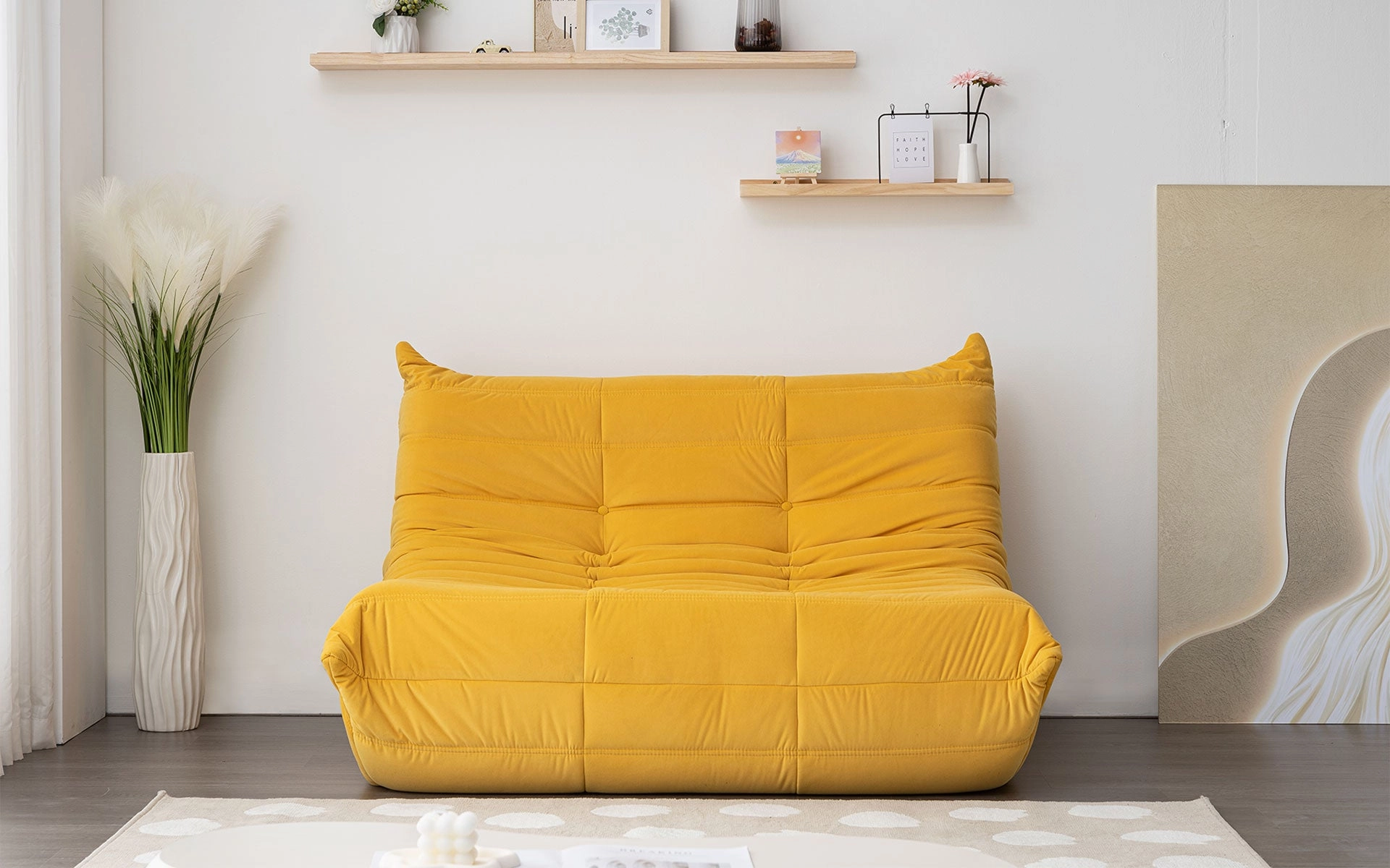 Linko Large Modern Tufted Lounge Chair