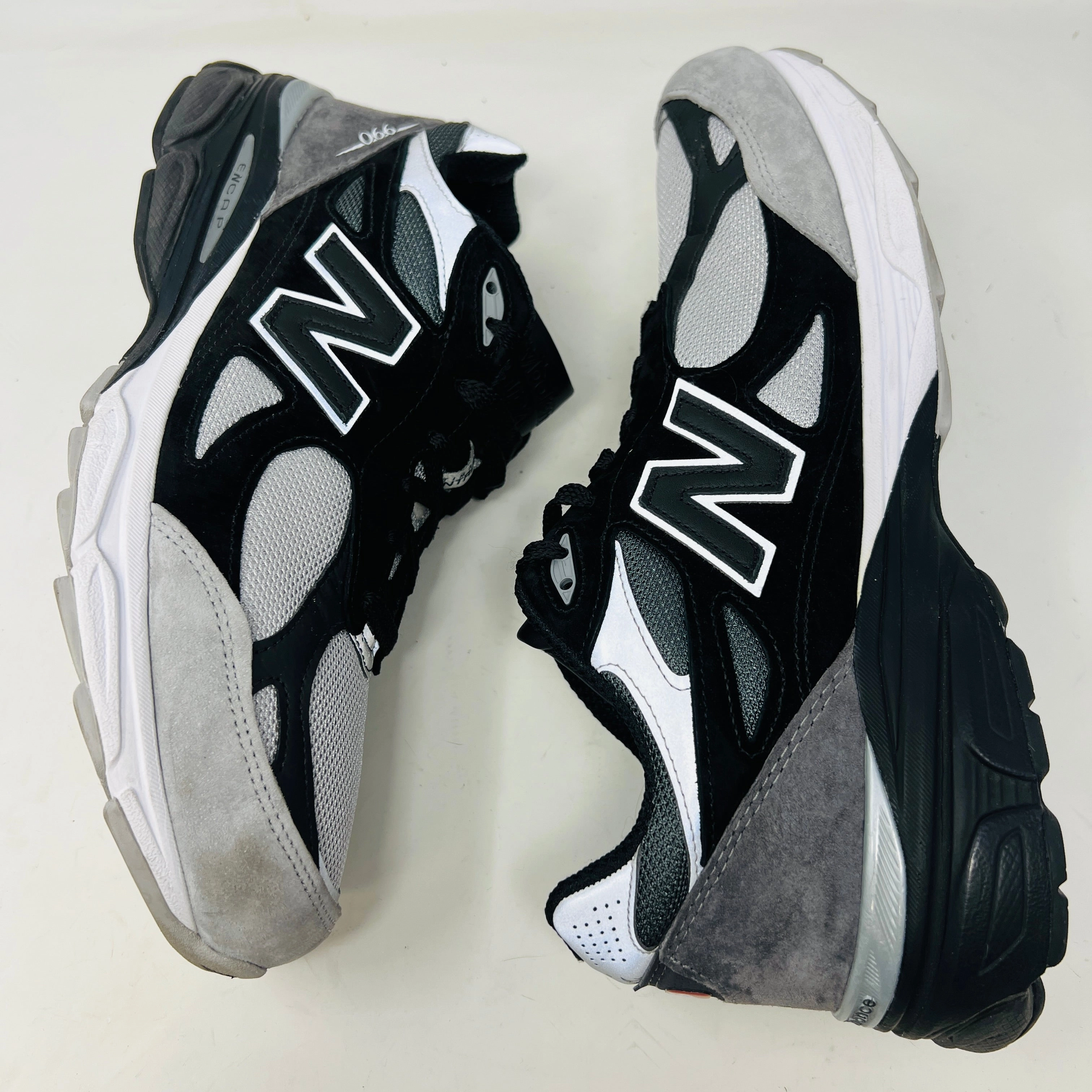 New Balance 990v3 MiUSA DTLR GR3YSCALE