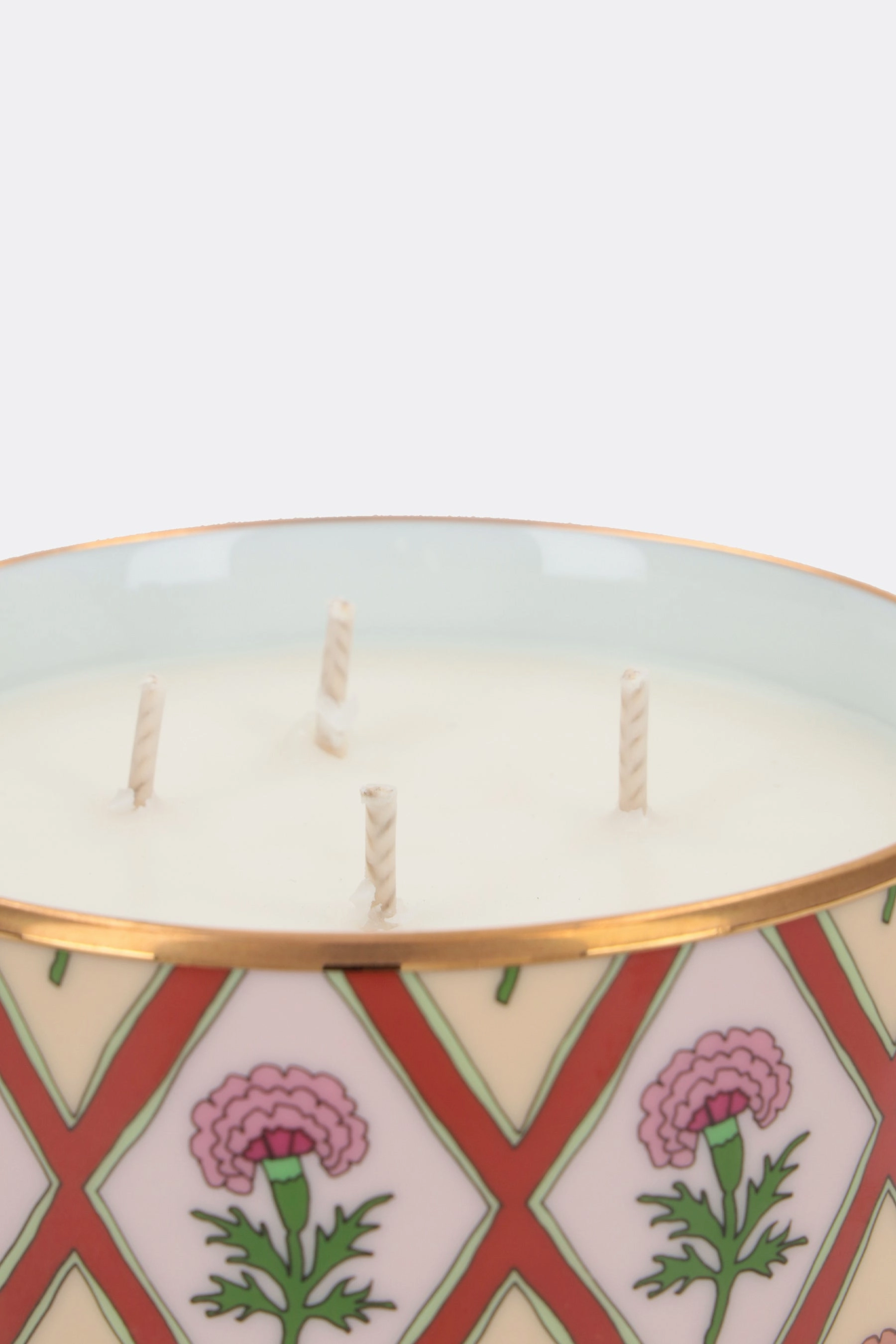 Rajathra Palace large scented candle