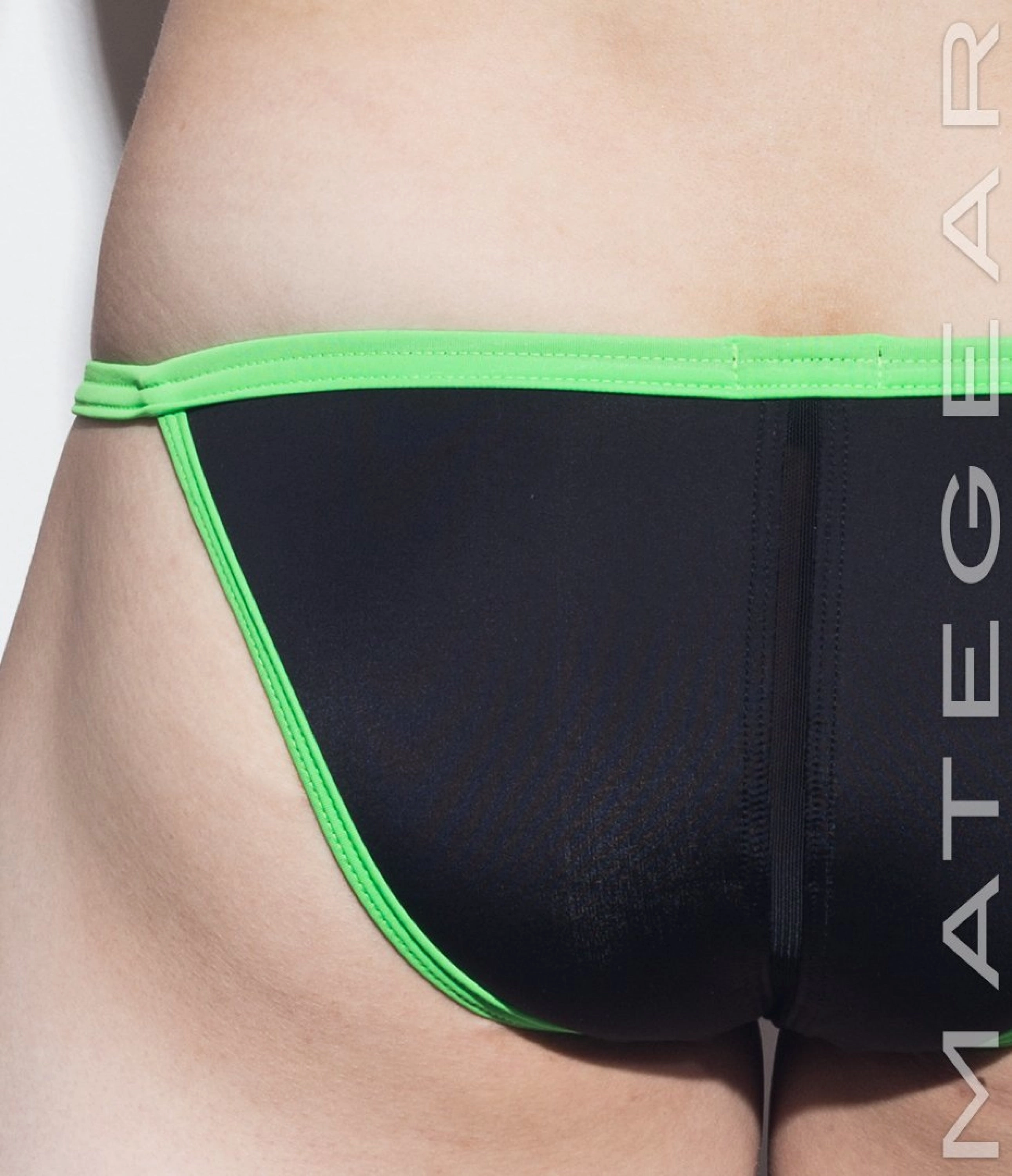 Sexy Men's Swimwear Ultra Swim Bikini - Nam Gi (Enhanced Front Bulge)