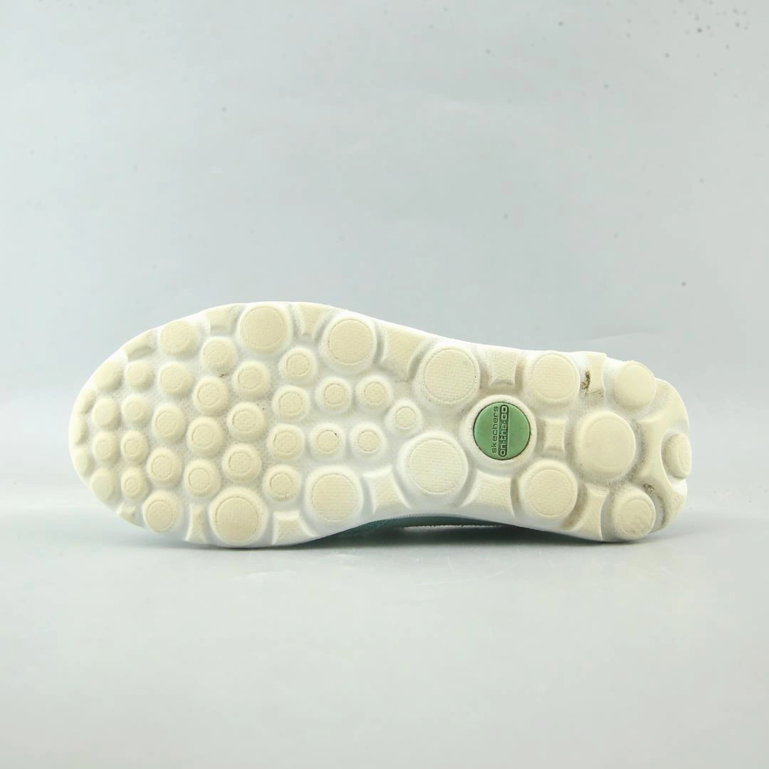 SKECHERS ON THE GO