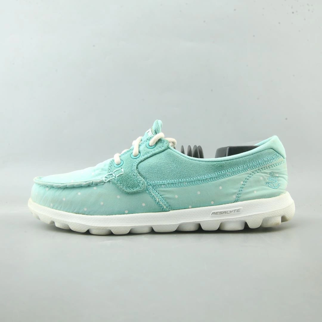 SKECHERS ON THE GO