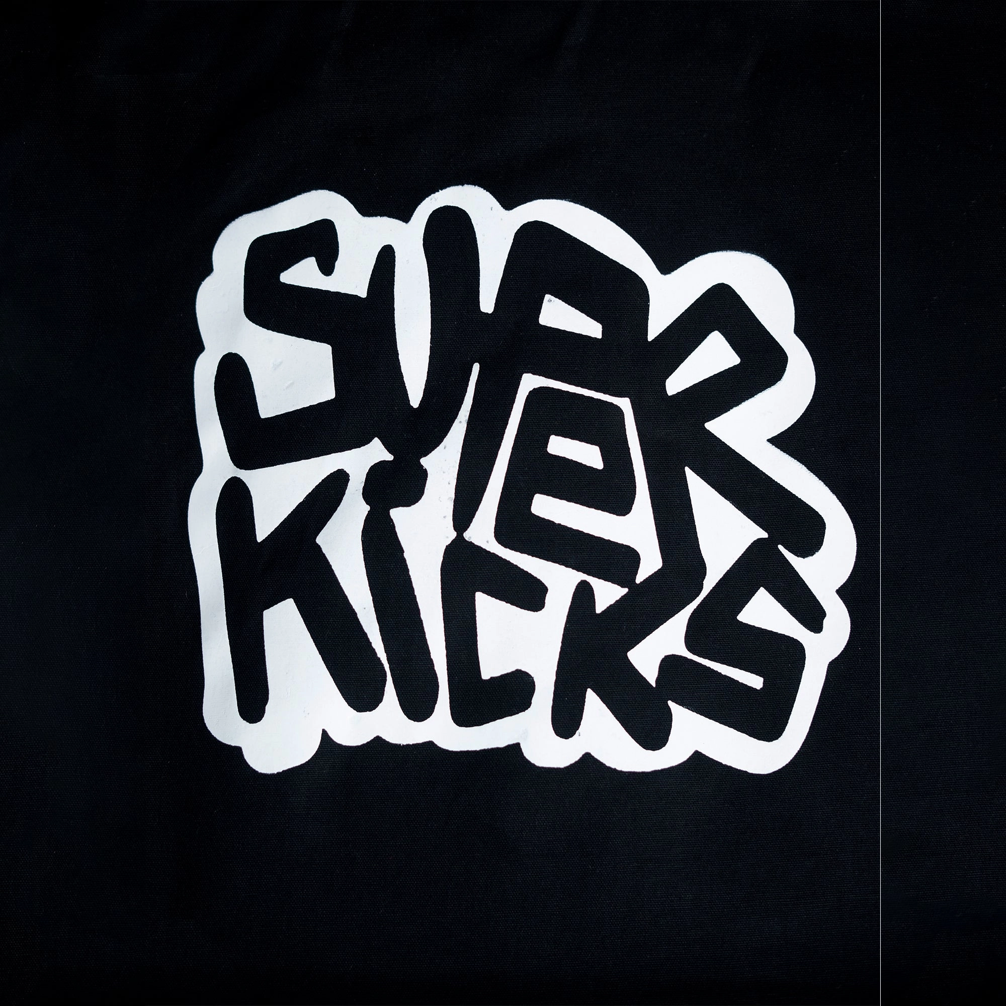 Superkicks | SUPERKICKS PLAY LOGO M TOTE  { BLACK