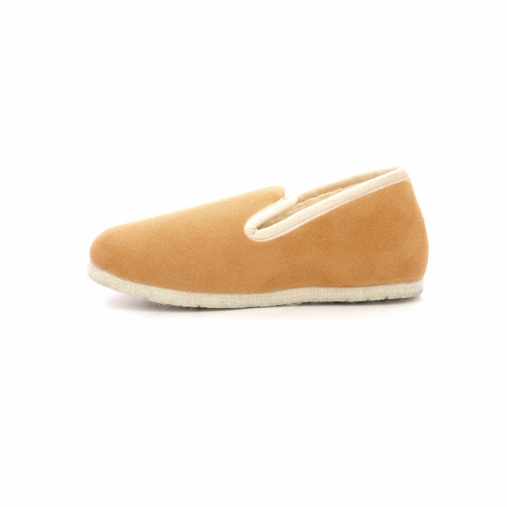 Ultra-soft beige and off-white slippers