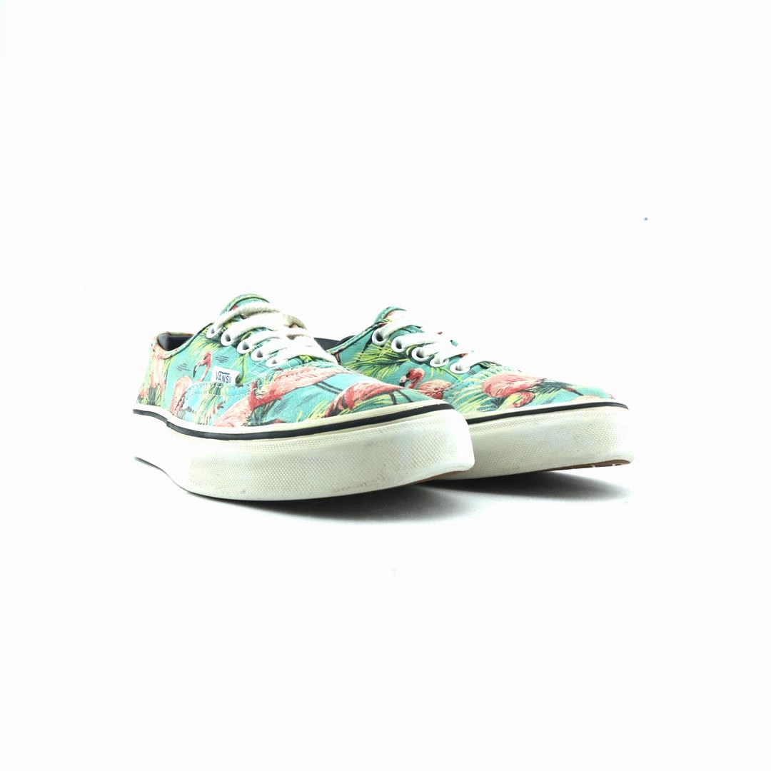 VANS AUTHENTIC